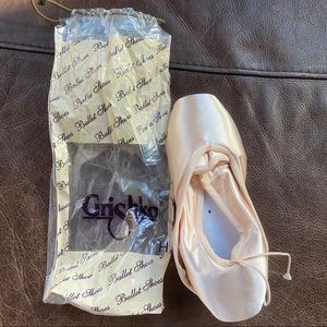Grishko 2007 pointe shoes